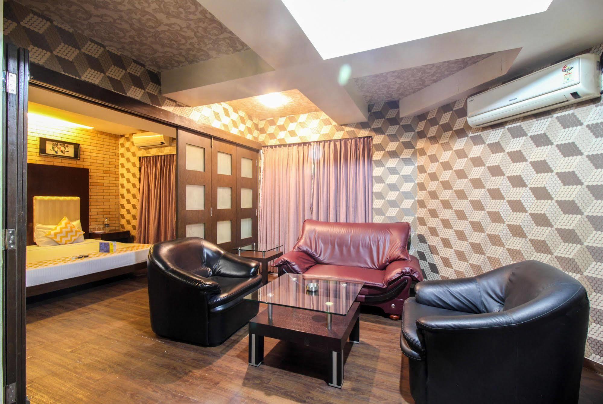 Fabhotel Savoy Suites Mumbai Airport Exterior photo