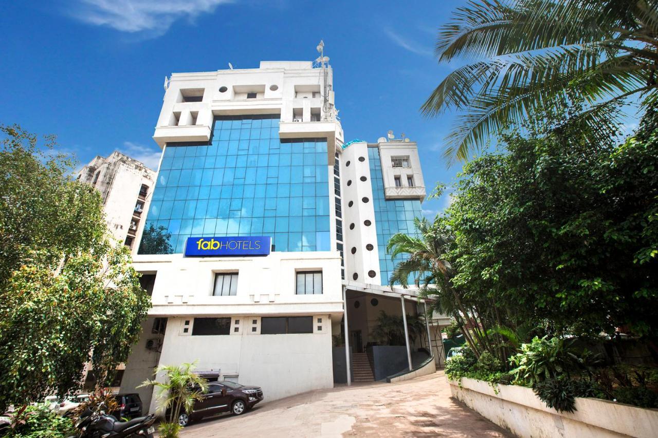 Fabhotel Savoy Suites Mumbai Airport Exterior photo